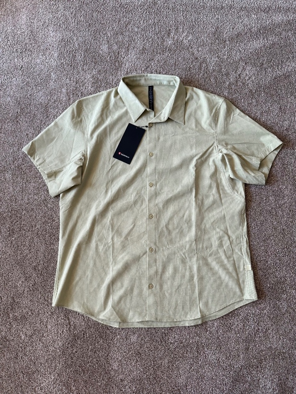 NWT Lululemon Airing Easy Short Sleeve Shirt Pale Lime Green Button Up Mens XXL